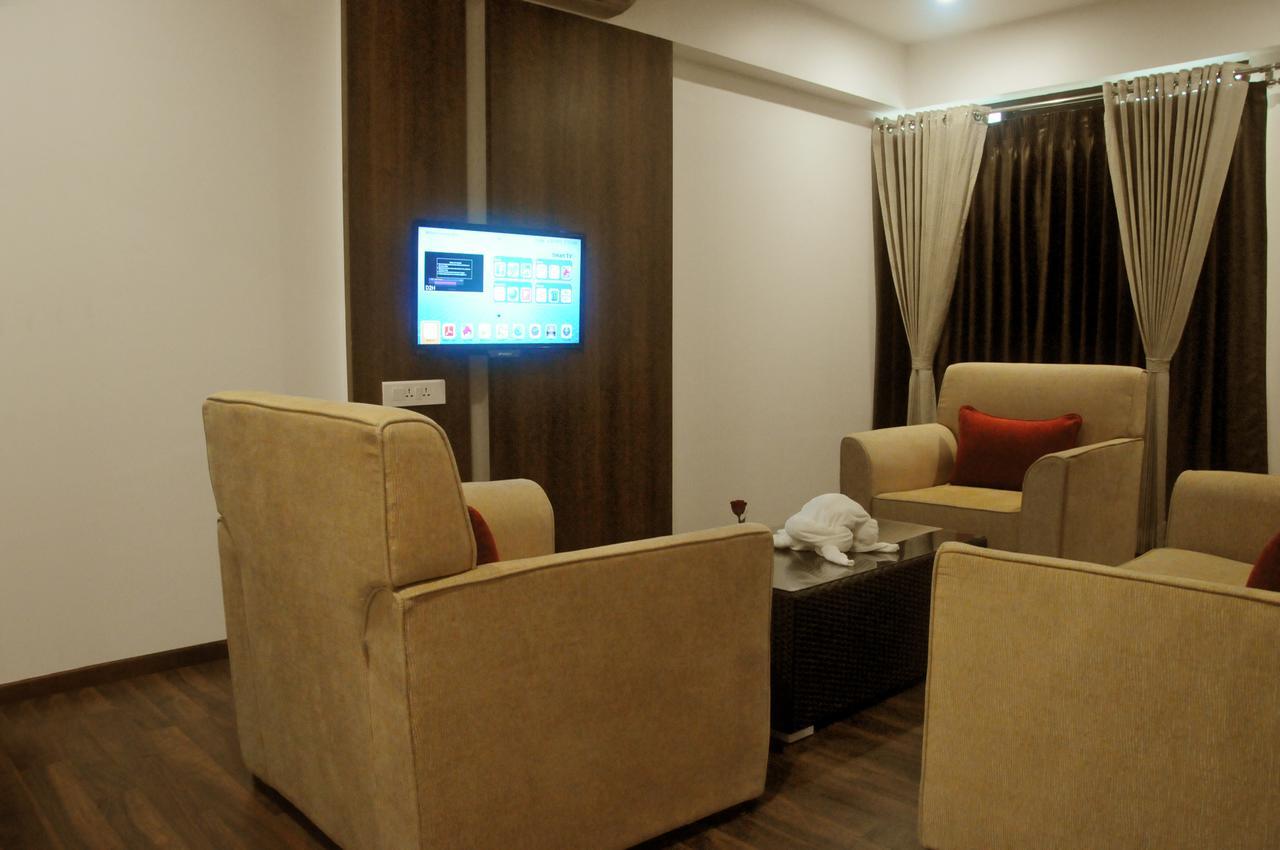 Hotel 3 Leaves Kolhapur Exterior foto