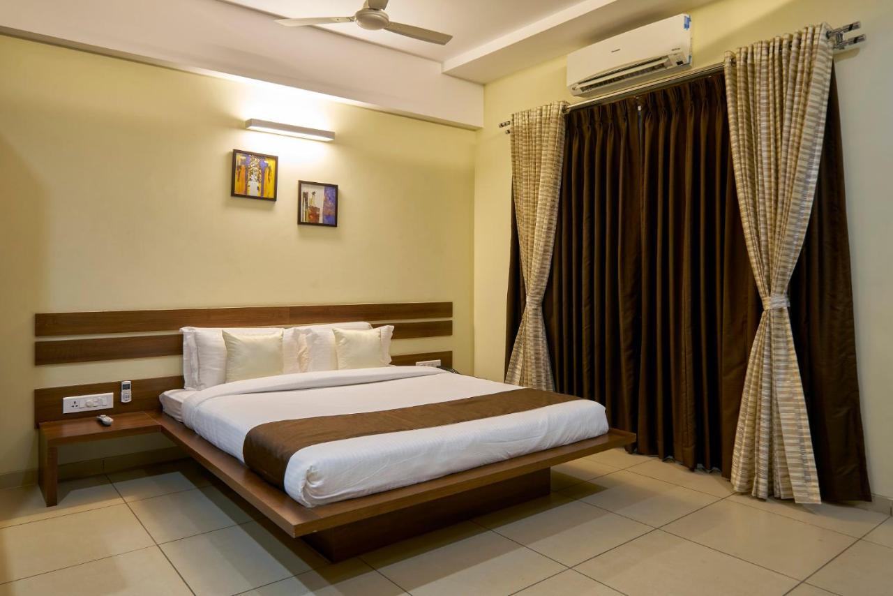 Hotel 3 Leaves Kolhapur Exterior foto
